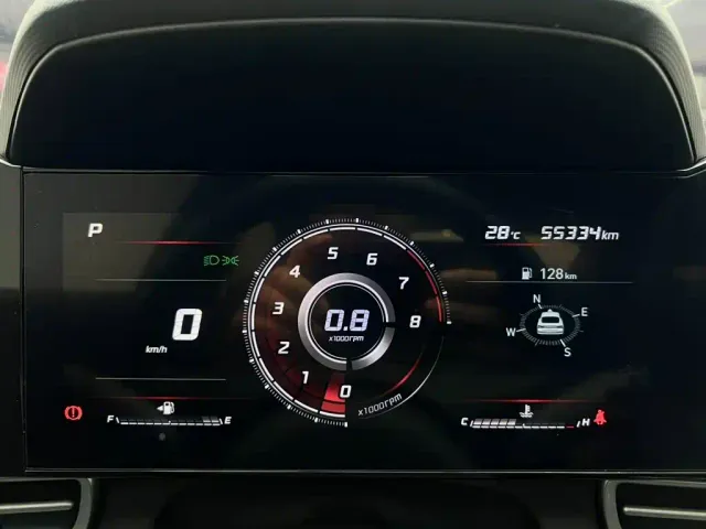 Hyundai Elantra — Фото автомобиля 19