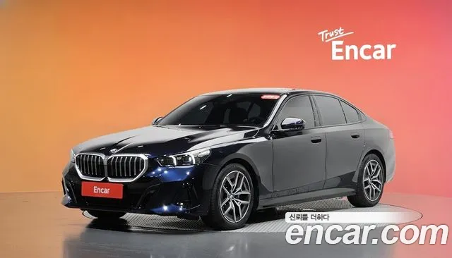Фотография автомобиля — BMW 5 Series G60