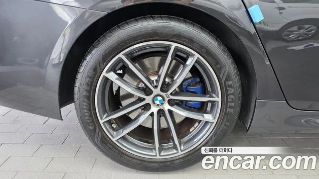 BMW 5 Series G30 — Фото автомобиля 5