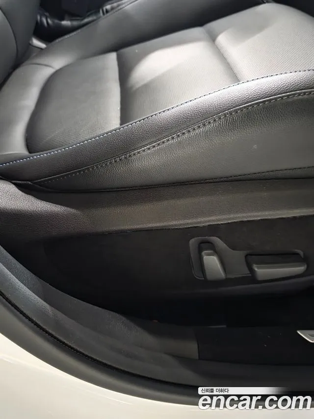 Hyundai Kona Kona (New) — Фото автомобиля 12
