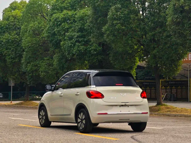 Wuling Bingo — Фото автомобиля 9