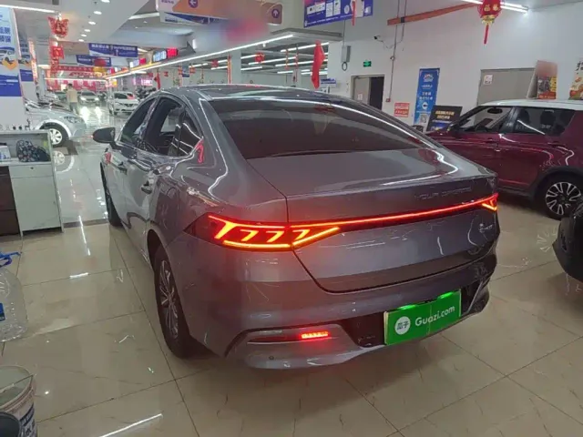 BYD Qin PLUS — Фото автомобиля 4