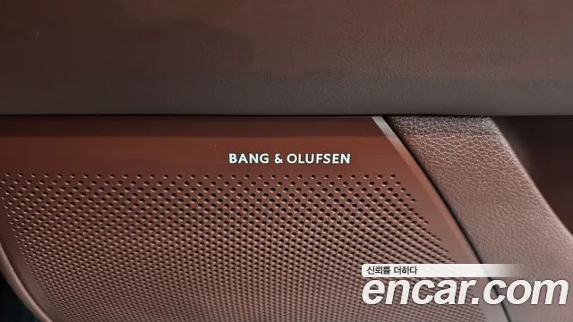 Genesis G90 Бензин 3.5 турбо AWD — Фото автомобиля 27