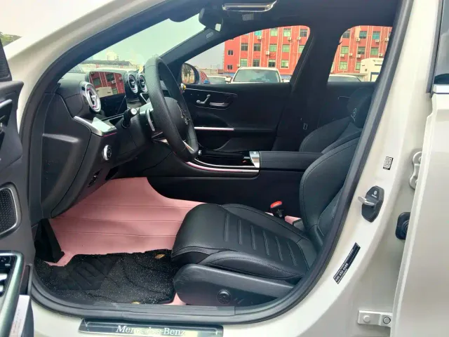 Mercedes-Benz C-Class — Фото автомобиля 7