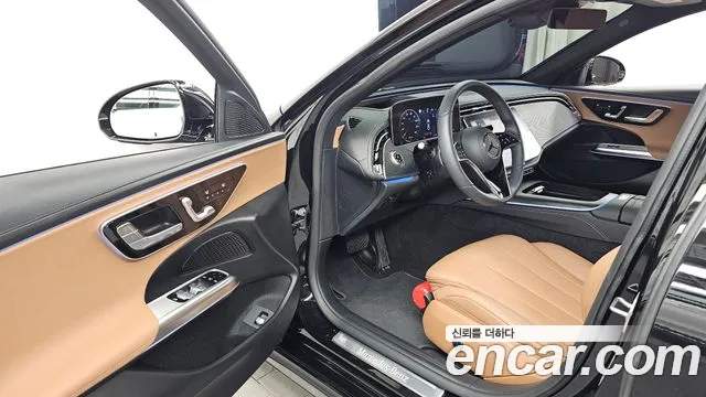 Mercedes-Benz E-Class — Фото автомобиля 10