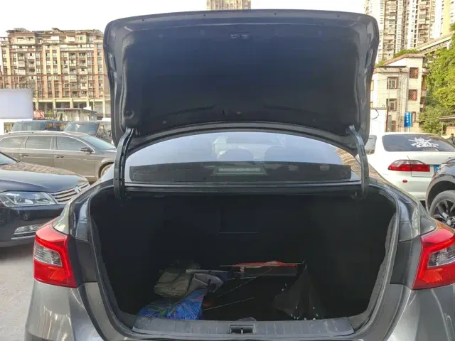 Nissan Sylphy — Фото автомобиля 18