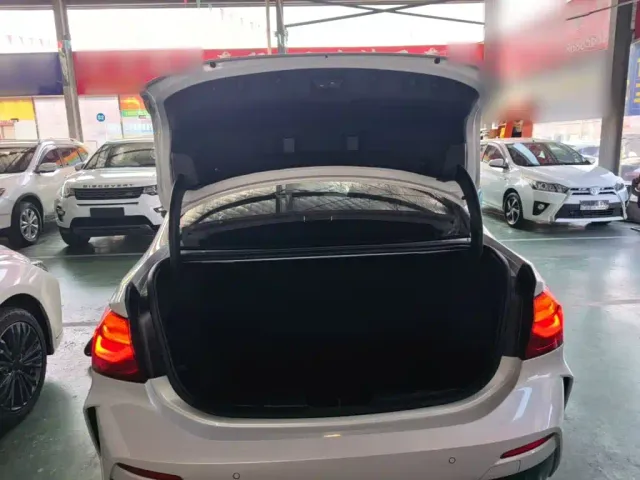BMW 1 Series — Фото автомобиля 18