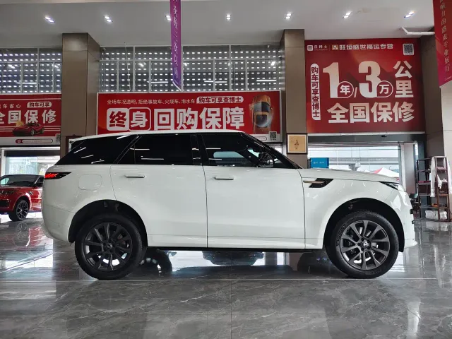 Land Rover Range Rover Sport — Фото автомобиля 23
