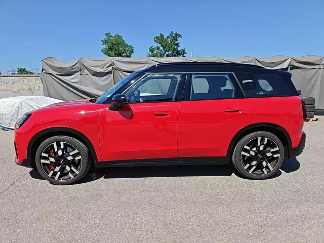 MINI JCW COUNTRYMAN — Фото автомобиля 3