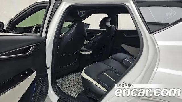 Kia EV6 — Фото автомобиля 4