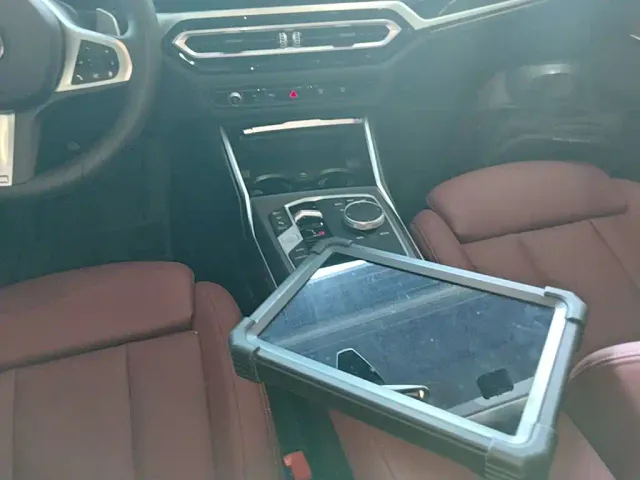 BMW 3 Series — Фото автомобиля 13