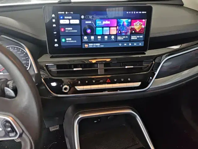 Haval H6 — Фото автомобиля 13