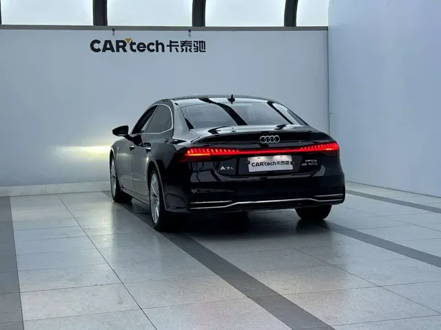 Audi A7L — Фото автомобиля 7