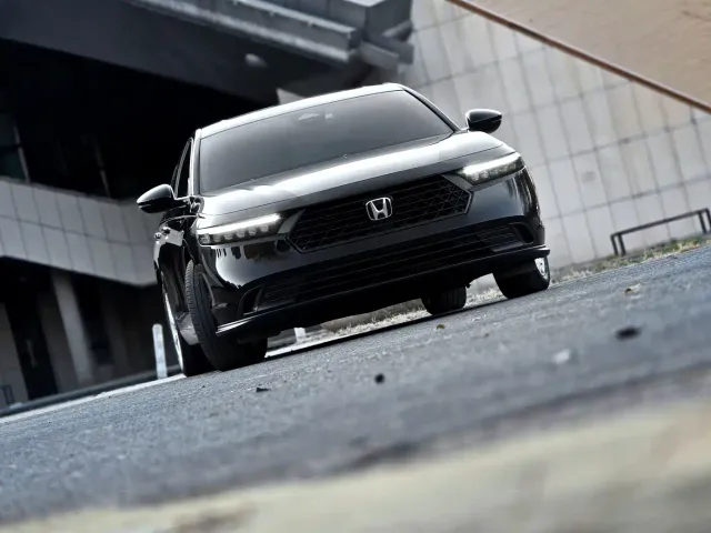 Honda Accord — Фото автомобиля 8