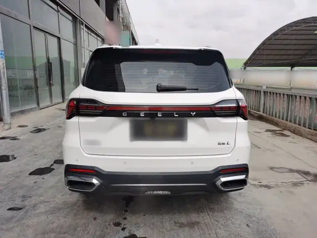 Geely Haoyue L — Фото автомобиля 12