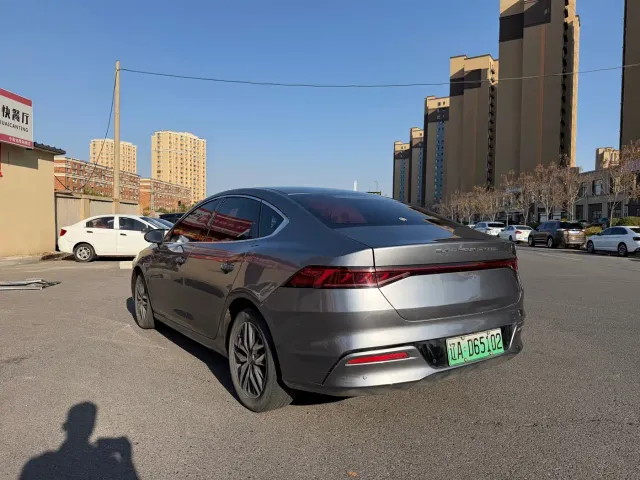 BYD Qin PLUS — Фото автомобиля 8