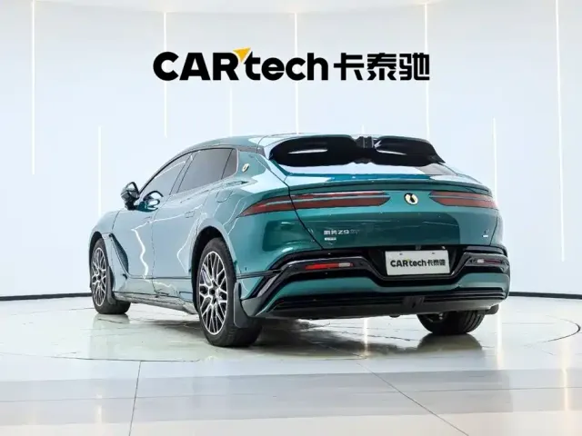 Denza Z9GT — Фото автомобиля 8