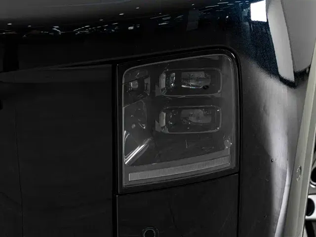 Li Auto i8 — Фото автомобиля 4