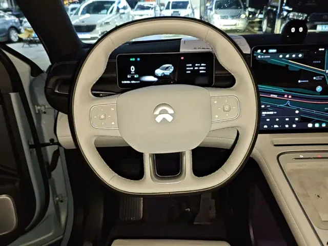 Nio ES6 — Фото автомобиля 10