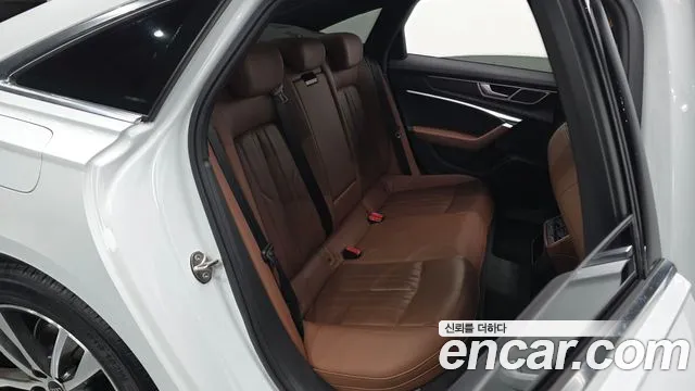 Audi A6 C8 — Фото автомобиля 17