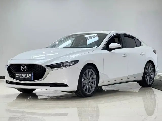 Фотография автомобиля — Mazda Axela