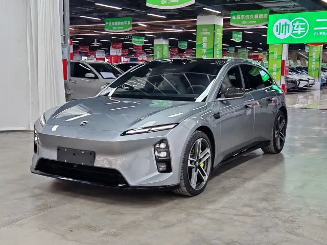 Фотография автомобиля — Nio ET5 Touring