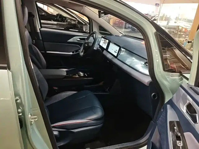 Geely Geometry E Firefly — Фото автомобиля 24