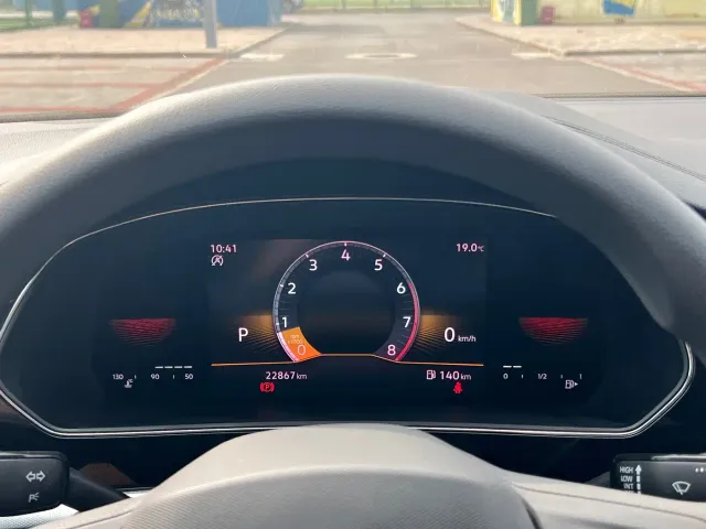 Volkswagen Passat — Фото автомобиля 18