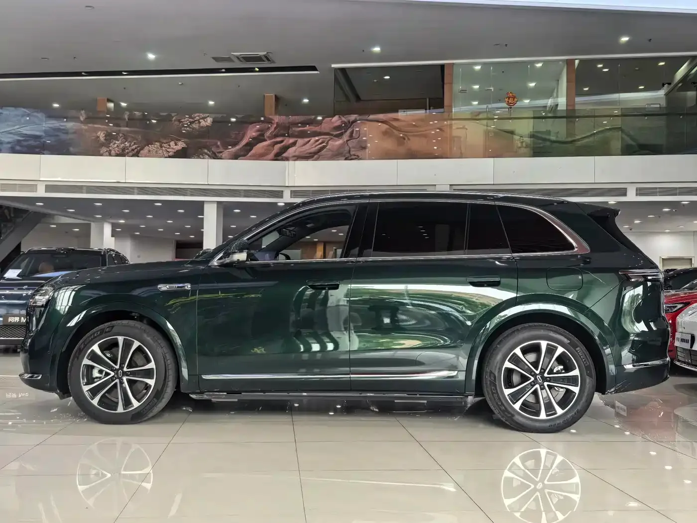 AITO Wenjie AITO M7 2026 Extended Range Ultra AWD 5-Seater — Фото автомобиля 18
