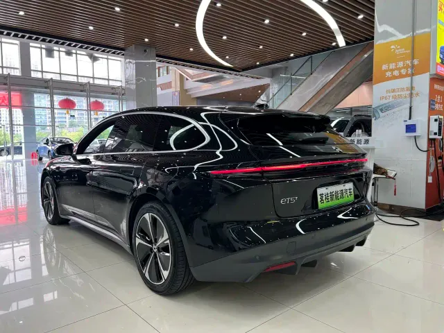 Nio ET5 Touring — Фото автомобиля 4