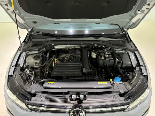 Volkswagen Golf — Фото автомобиля 22