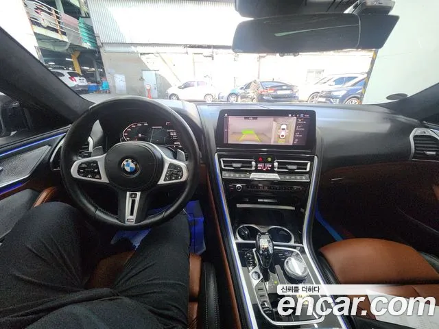 BMW 8 Series G15 — Фото автомобиля 18