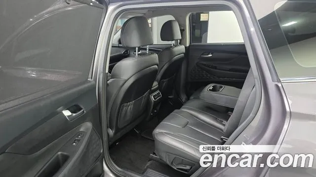 Hyundai Santafe Новый Santa Fe Дизель 2.2 4WD — Фото автомобиля 11