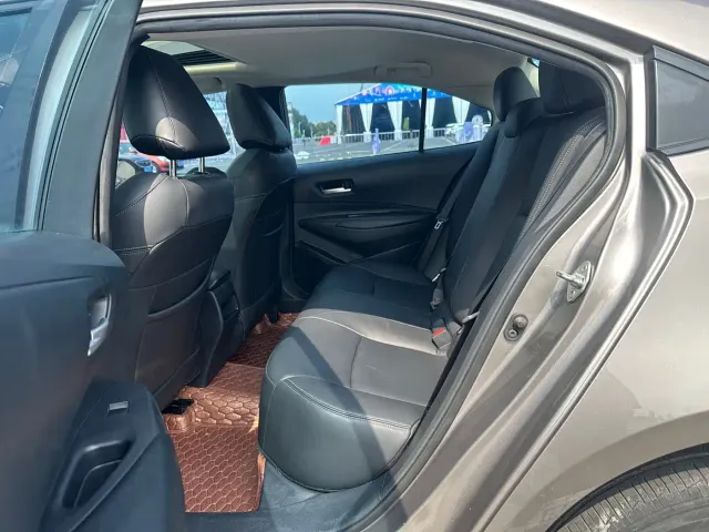 Toyota Corolla — Фото автомобиля 5