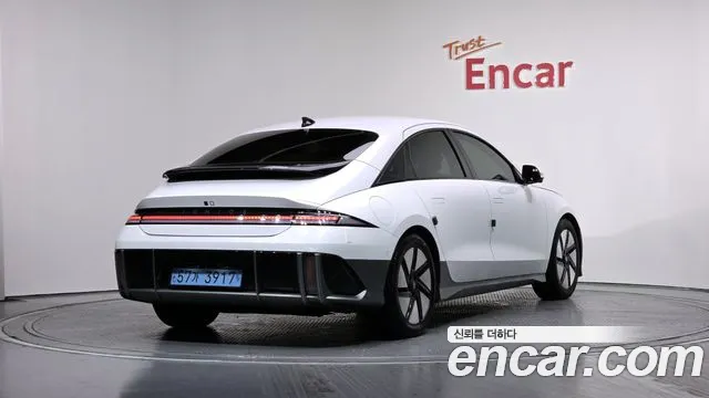 Hyundai Ioniq6 — Фото автомобиля 2