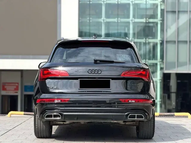 Audi Q5L — Фото автомобиля 8