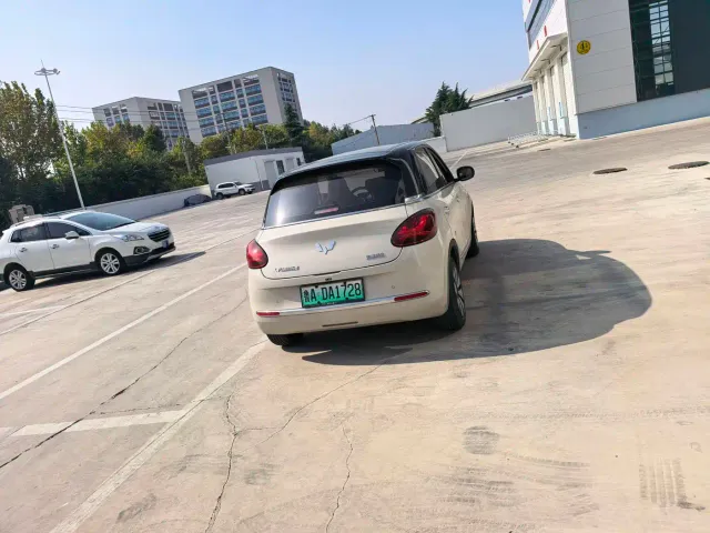 Wuling Bingo — Фото автомобиля 11