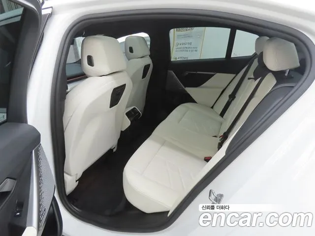 BMW 5-Series 5 серия (G60) 523d M Sport — Фото автомобиля 6