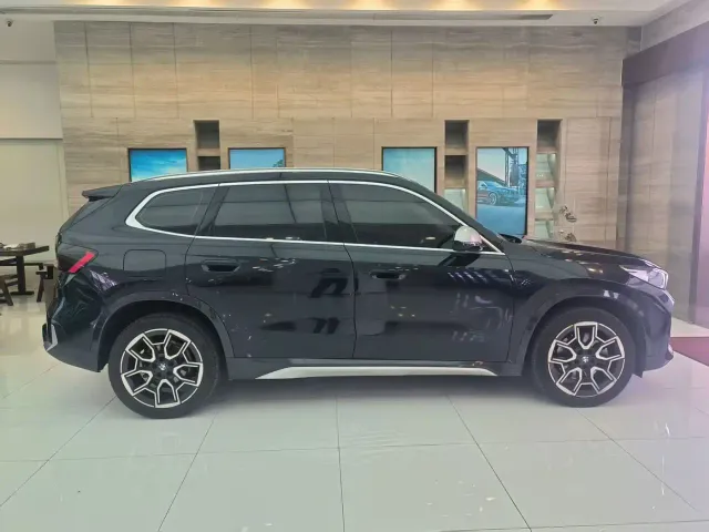 BMW X1 — Фото автомобиля 3