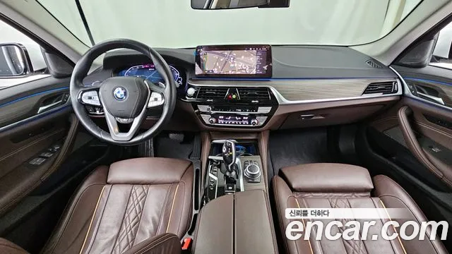BMW 5-Series 5 серия (G30) — Фото автомобиля 7