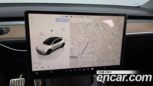 Tesla Model Y — Фото автомобиля 20