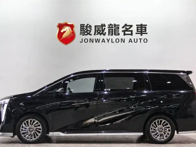 GAC Trumpchi M8 — Фото автомобиля 3