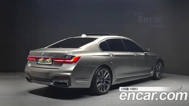 BMW 7 Series G11 — Фото автомобиля 2