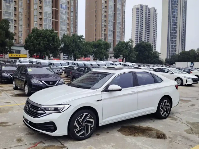 Фотография автомобиля — Volkswagen Sagitar