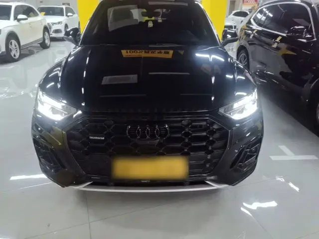 Audi Q5L — Фото автомобиля 2