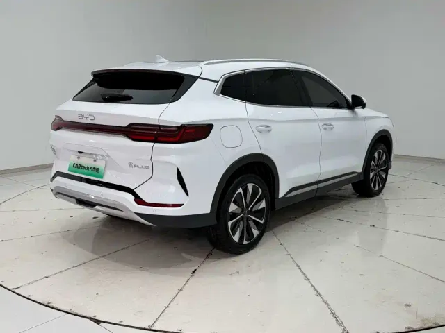BYD Song PLUS — Фото автомобиля 2