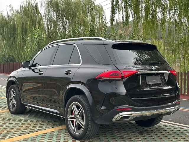 Mercedes-Benz GLE-Class — Фото автомобиля 15