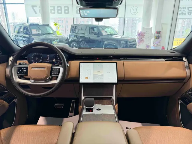 Land Rover Range Rover — Фото автомобиля 18