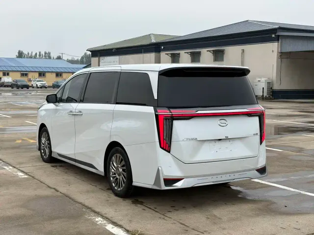 GAC Trumpchi M8 — Фото автомобиля 4