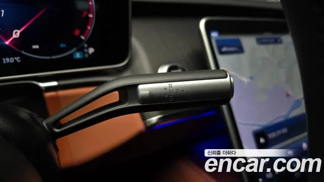 Mercedes-Benz S-Class — Фото автомобиля 8